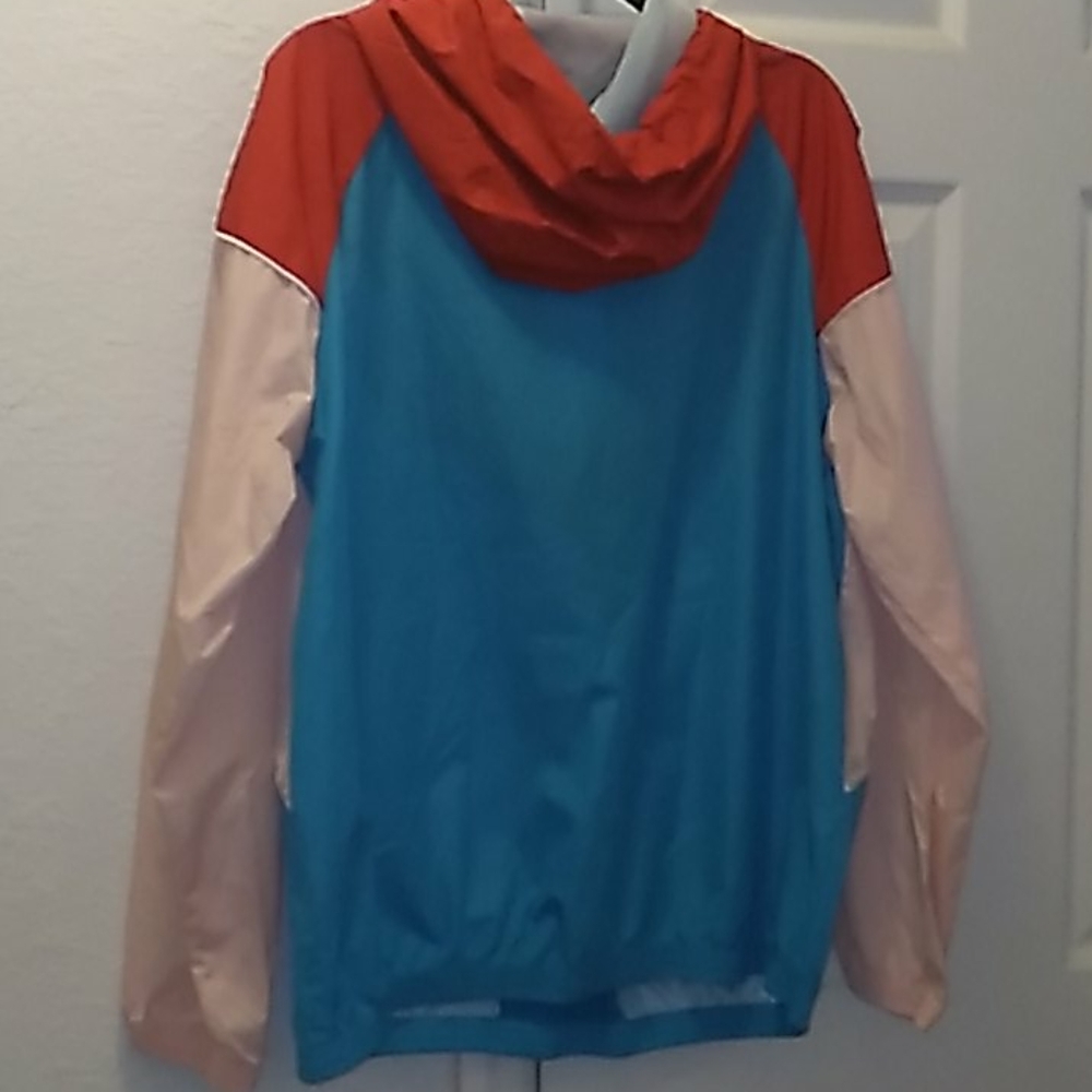 Lightweight Activewear Jackets Bundle - image 6